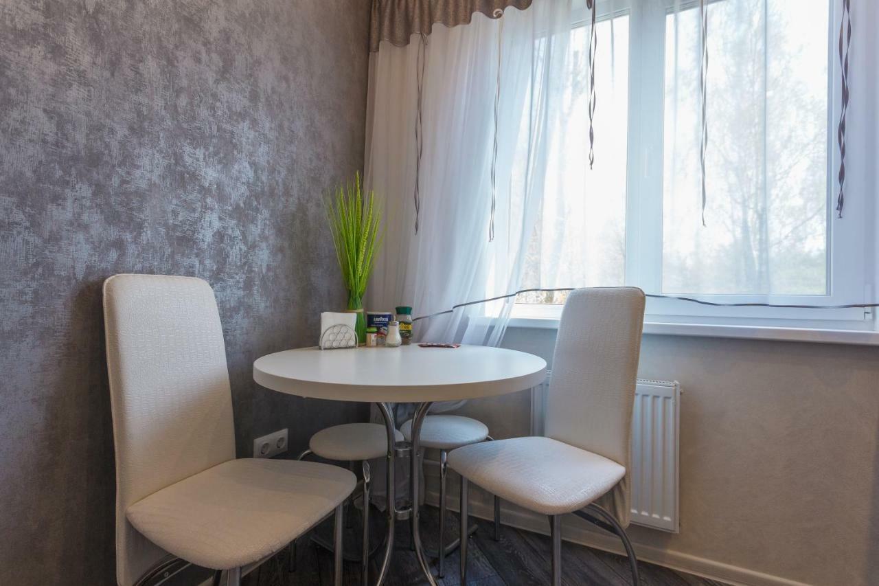 Apartment Dom Kino Minsk Exterior foto